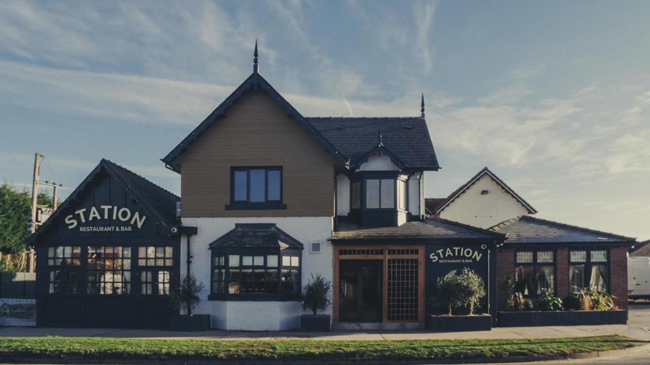 The Station Restaurant & Bar Hotel ดอนคาสเตอร์ ภายนอก รูปภาพ
